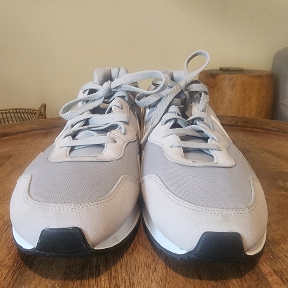 Nike Venture Runner Wide DM8453-003 Lt Smoke Grey/White Sneakers Men's Size 13 - Picture 7 of 14